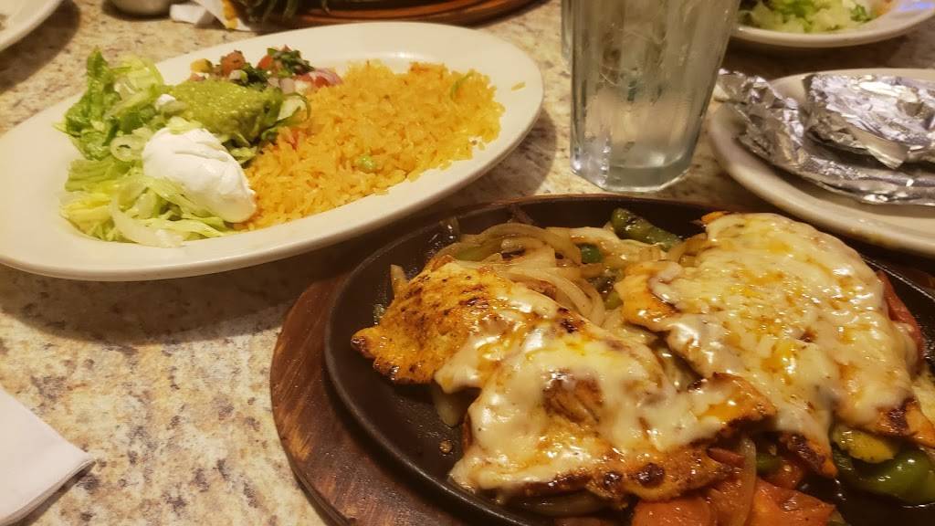 Gran Rodeo Mexican Bar & Grill | restaurant | 236 Carmichael Way Ste 310, Chesapeake, VA 23322, USA | 7574210000 OR +1 757-421-0000