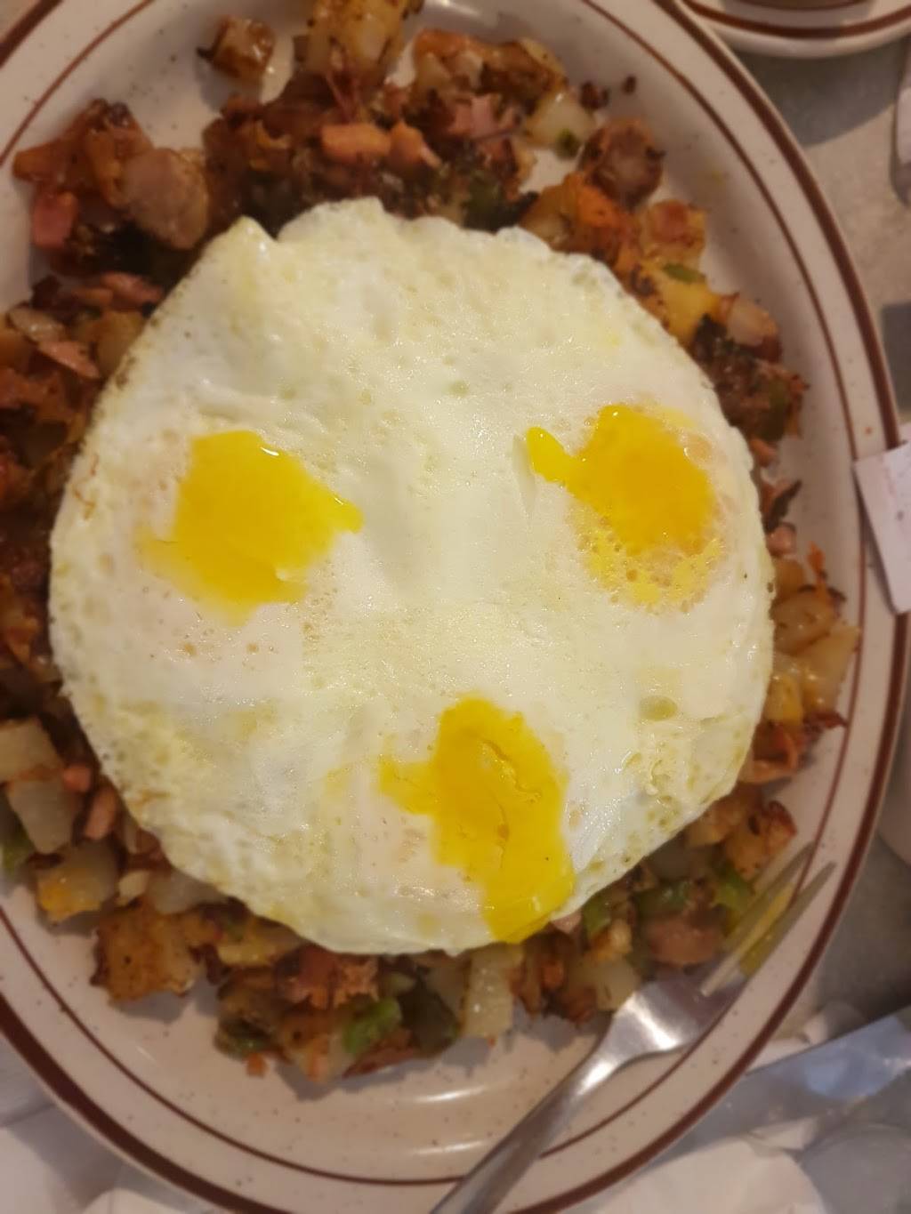 The Village Palace | restaurant | 4170 Orchard Lake Rd, West Bloomfield Township, MI 48323, USA | 2486823400 OR +1 248-682-3400