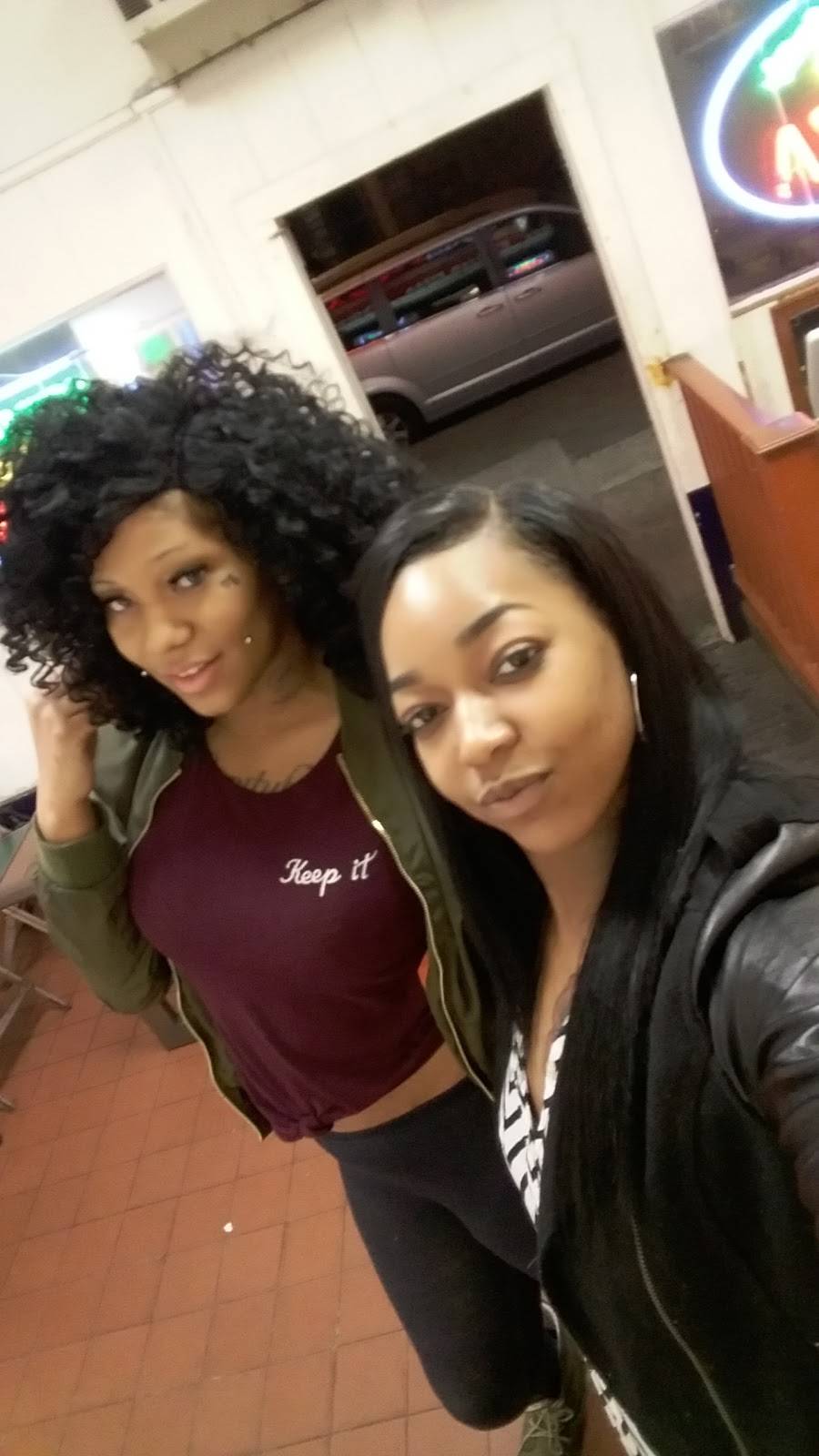 Chester Family Pizza | restaurant | 5504 Chester Ave, Philadelphia, PA 19143, USA | 2157270441 OR +1 215-727-0441