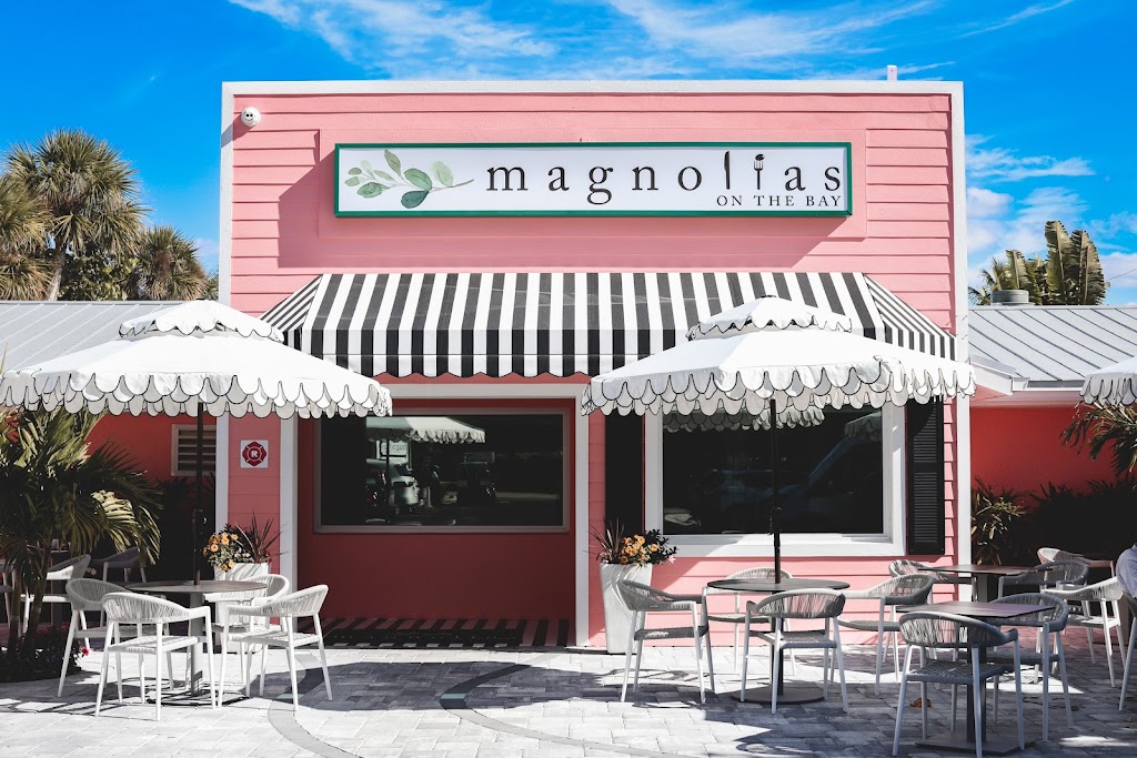 Magnolias on the Bay | restaurant | 2395 N Beach Rd, Englewood, FL 34223, USA | 9414608219 OR +1 941-460-8219