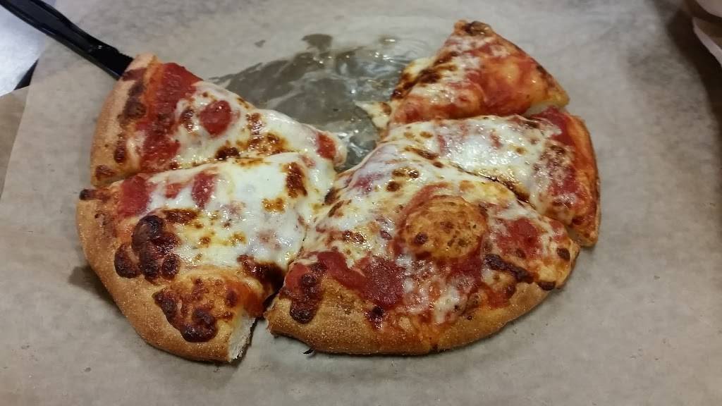 Chuck E. Cheeses | restaurant | 155 Sunrise Hwy, West Islip, NY 11795, USA | 6313761800 OR +1 631-376-1800