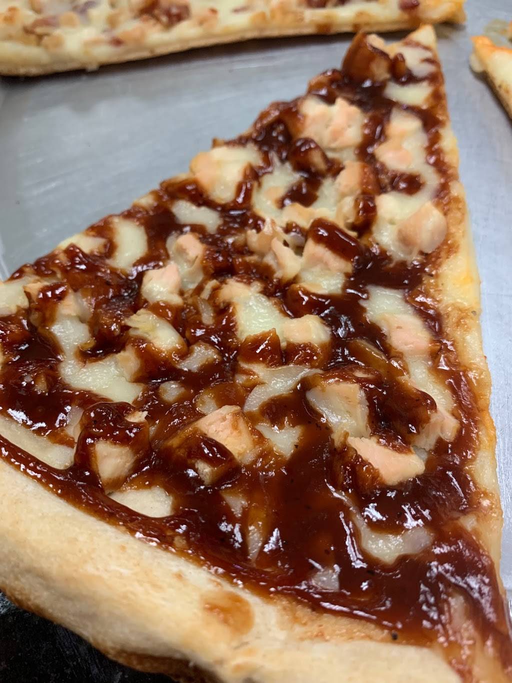 Pizza Villa | restaurant | 112 W 1st Ave, Parkesburg, PA 19365, USA | 6108572692 OR +1 610-857-2692