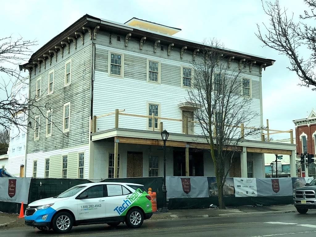 The Cadillac House | restaurant | 5502 Main St, Lexington, MI 48450, USA | 8103597201 OR +1 810-359-7201