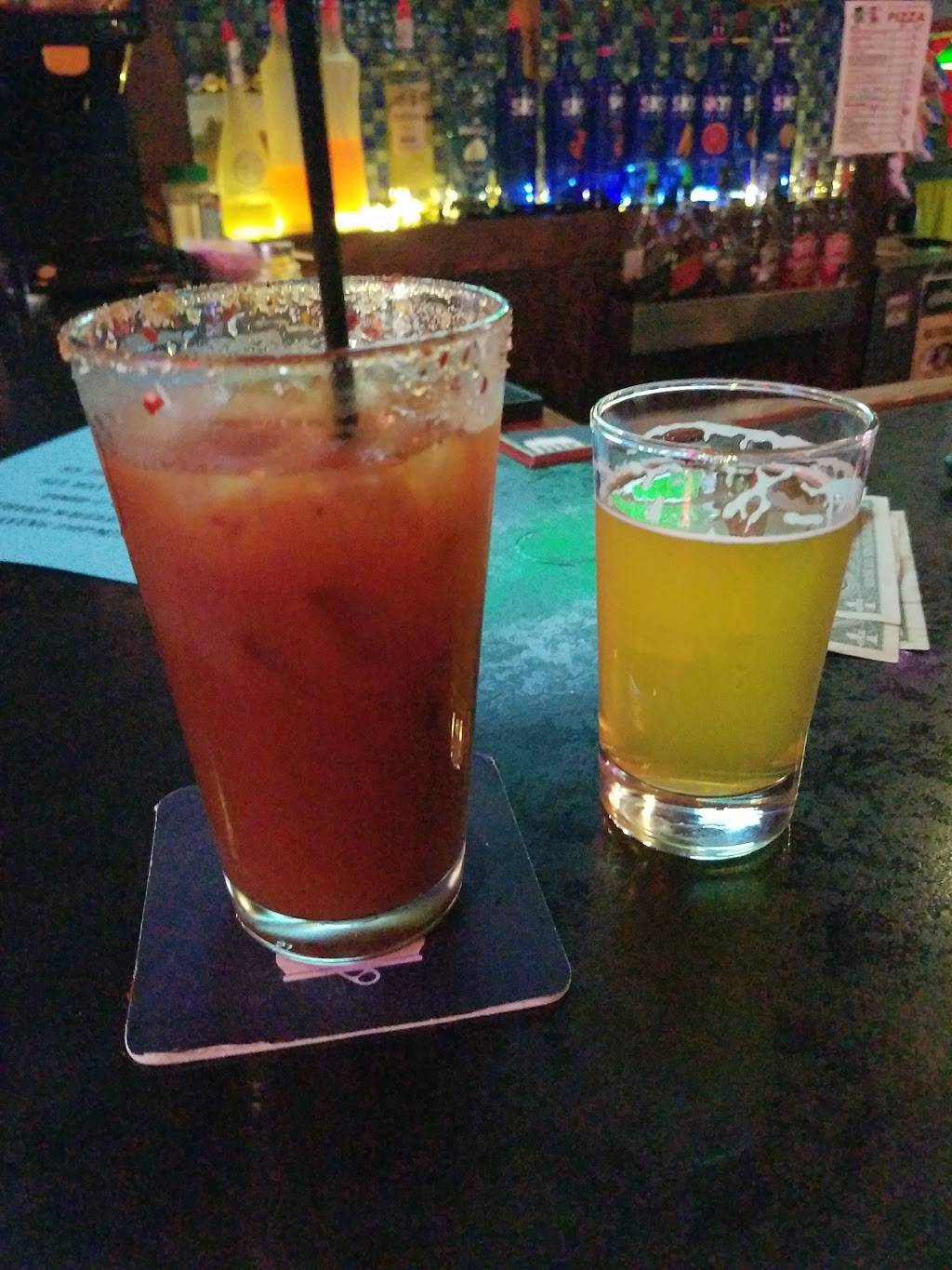 Hollyrocks, LLC | restaurant | 114 2nd St N, Wisconsin Rapids, WI 54494, USA | 7154232619 OR +1 715-423-2619