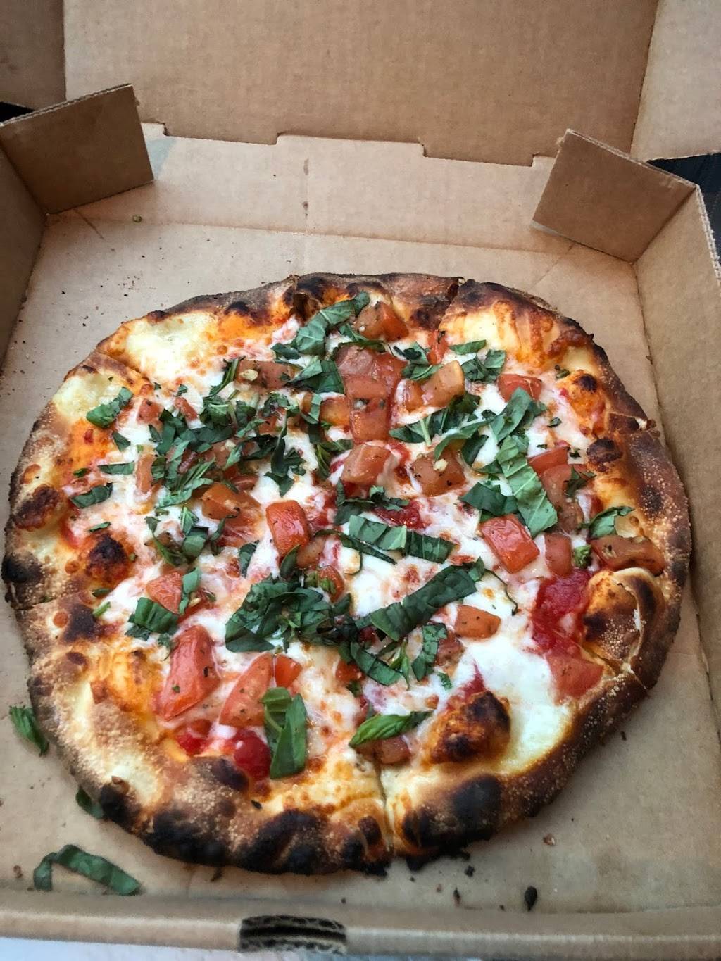 Richards Brick Oven Pizza | restaurant | 229 S Main St, Franklin, IN 46131, USA | 3177383300 OR +1 317-738-3300