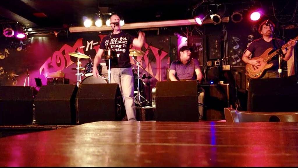 The Grey Stone Fine Food and Spirits | restaurant | 552 Washington Crossing Rd, Newtown, PA 18940, USA | 2677596752 OR +1 267-759-6752