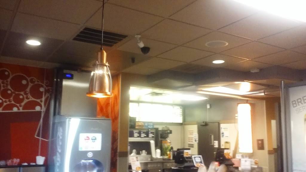 Jack in the Box | restaurant | 910 W Montgomery St, Willis, TX 77378, USA | 9368569779 OR +1 936-856-9779