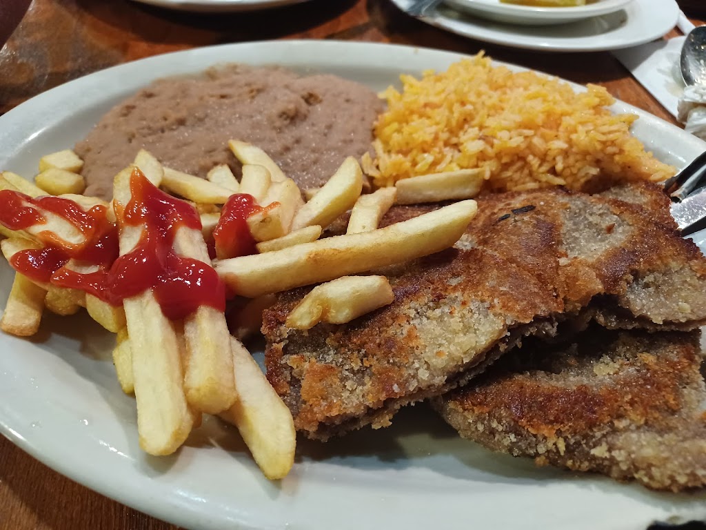 Dannys Restaurant | restaurant | 9720 McPherson Rd, Laredo, TX 78045, USA | 9567951358 OR +1 956-795-1358