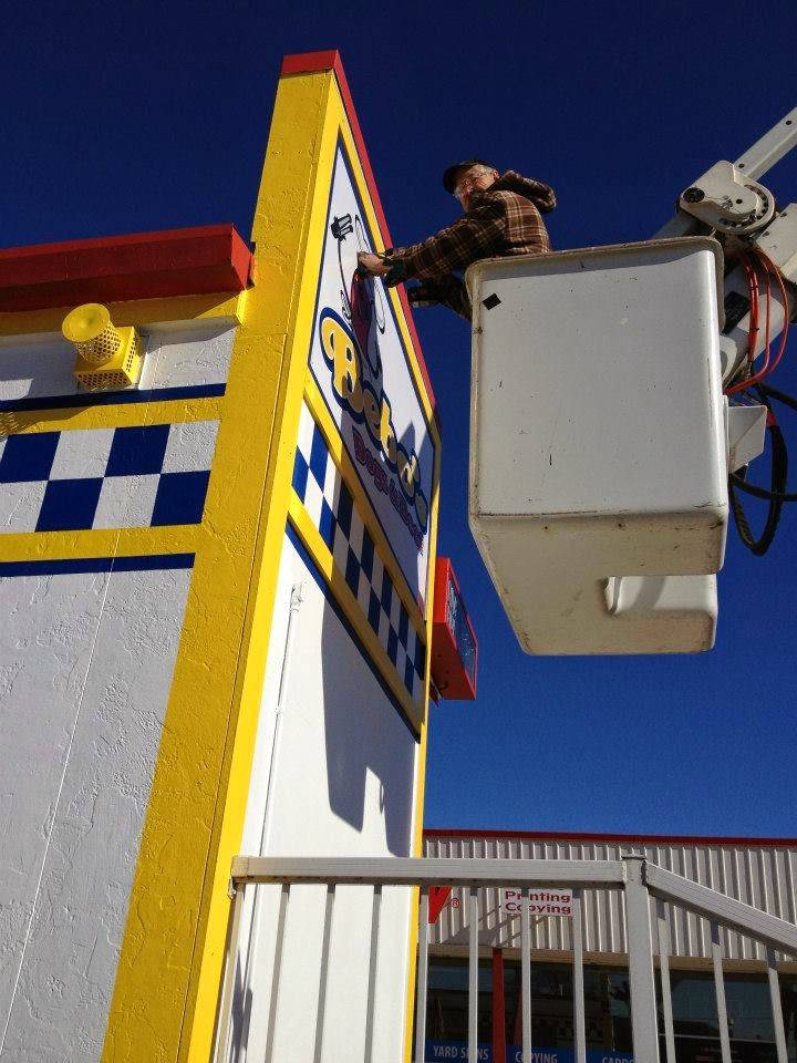 Bebos Dogs & Beef | restaurant | 101 3rd St S, La Crosse, WI 54601, USA | 5074582110 OR +1 507-458-2110