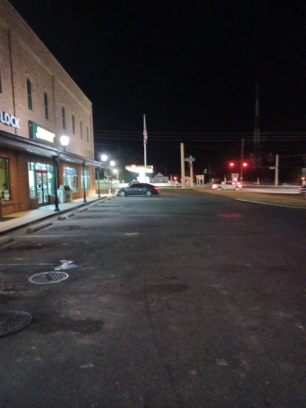 Hungry Howies Pizza | meal takeaway | 378 E Base St, Madison, FL 32340, USA | 8509732300 OR +1 850-973-2300