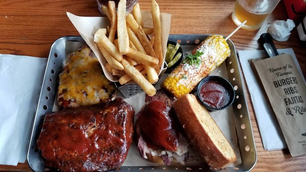 Chilis Grill & Bar | meal takeaway | 3199 Zinfandel Dr, Rancho Cordova, CA 95670, USA | 9166351621 OR +1 916-635-1621