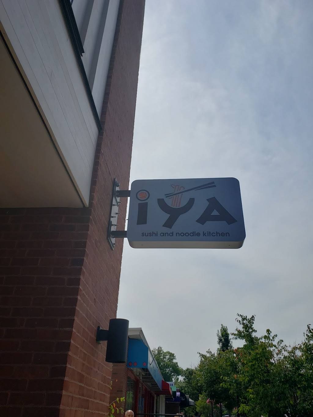 IYA Sushi and Noodle Kitchen - Amherst | restaurant | 1 E Pleasant St, Amherst, MA 01002, USA | 4133278000 OR +1 413-327-8000