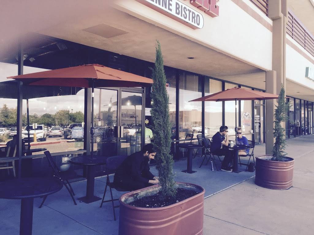 La Quiche Parisienne Bistro | bakery | 5850 Eubank Blvd NE #17, Albuquerque, NM 87111, USA | 5052422808 OR +1 505-242-2808