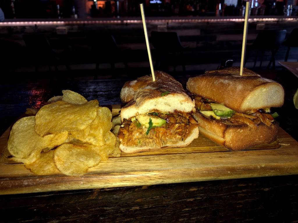 123 Datura Bar & Kitchen | restaurant | 123 Datura St, West Palm Beach, FL 33401, USA | 5618145433 OR +1 561-814-5433