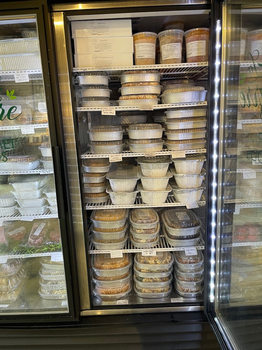 La Farre Markt Guntersville Hub | restaurant | 532 Gunter Ave, Guntersville, AL 35976, USA | 2568600462 OR +1 256-860-0462