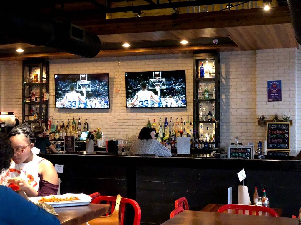 Tasty Tails | restaurant | 100 S Central Expy #21, Richardson, TX 75080, USA | 2143778603 OR +1 214-377-8603