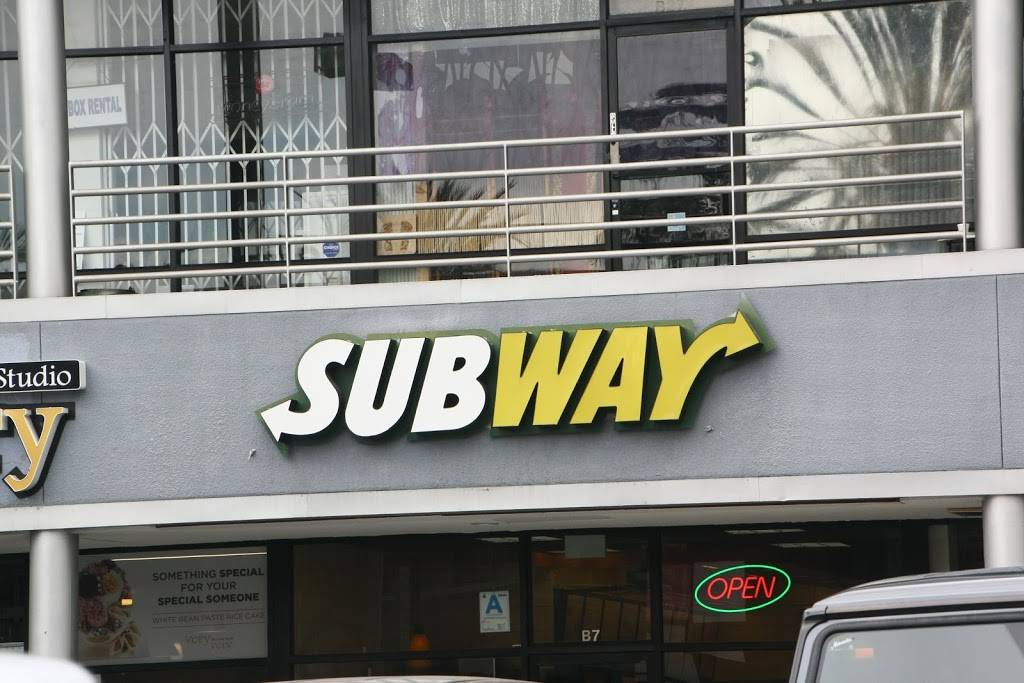 Subway Restaurants | restaurant | 3959 Wilshire Blvd B7, Los Angeles, CA 90010, USA | 2133865222 OR +1 213-386-5222