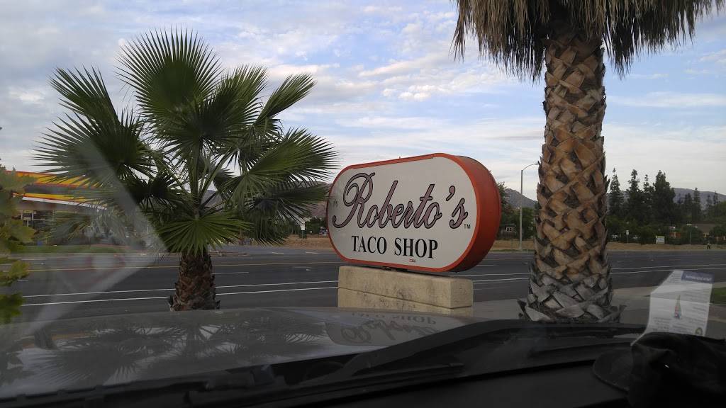 Robertos Taco Shop | restaurant | 12401 Woodside Ave, Lakeside, CA 92040, USA | 6193909466 OR +1 619-390-9466