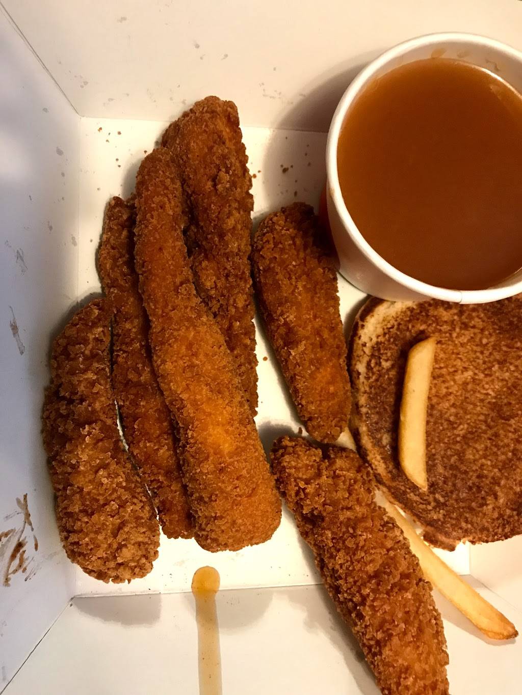 Rôtisserie St-Hubert | restaurant | 17525 Rue Charles, Mirabel, QC J7J 1P3, Canada | 5143855555 OR +1 514-385-5555