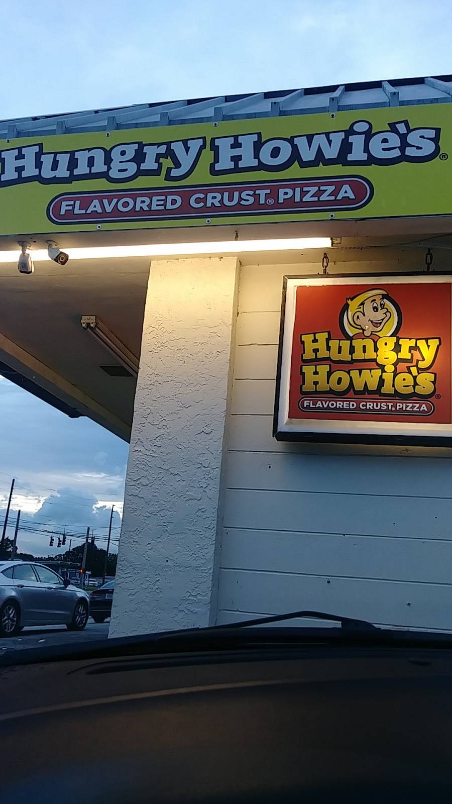 Hungry Howies Pizza | meal delivery | 4690 49th Street North, St. Petersburg, FL 33709, USA | 7275255444 OR +1 727-525-5444