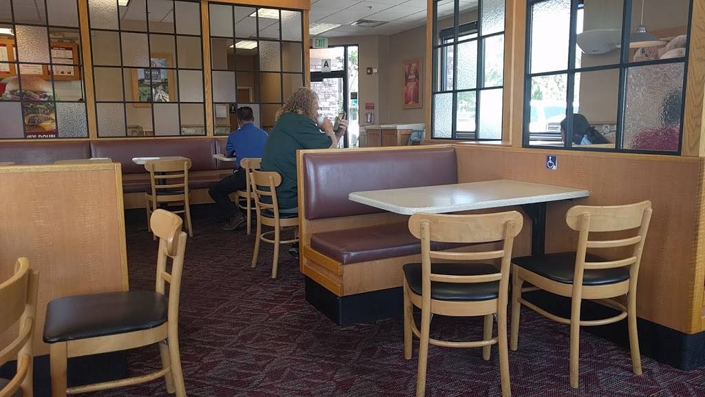 Wendys | restaurant | 10536 Craftsman Way, San Diego, CA 92127, USA | 8585929855 OR +1 858-592-9855