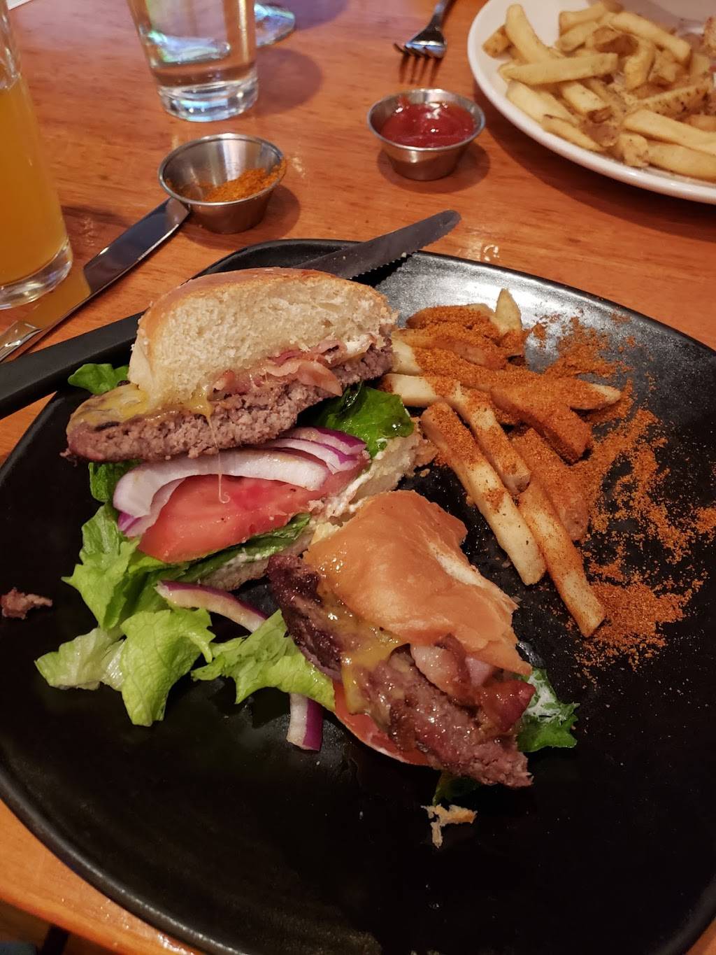 The Fish Market | restaurant | 1007 Blossom Hill Rd, San Jose, CA 95123, USA | 4082693474 OR +1 408-269-3474