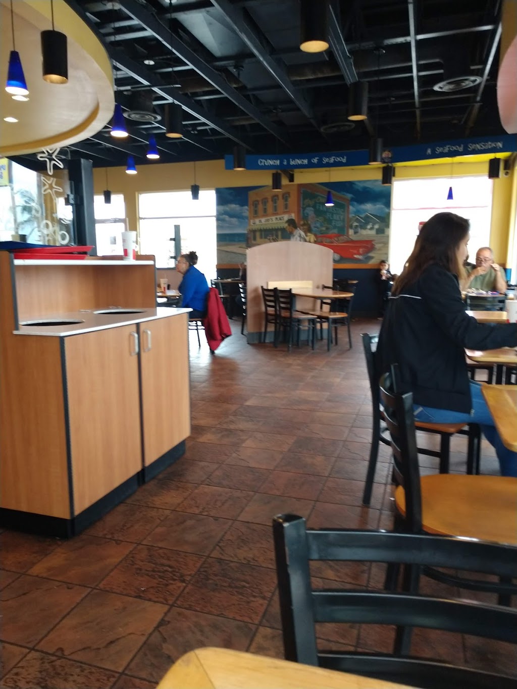 KFC | restaurant | 4580 US-83, Rio Grande City, TX 78582, USA | 9564889444 OR +1 956-488-9444