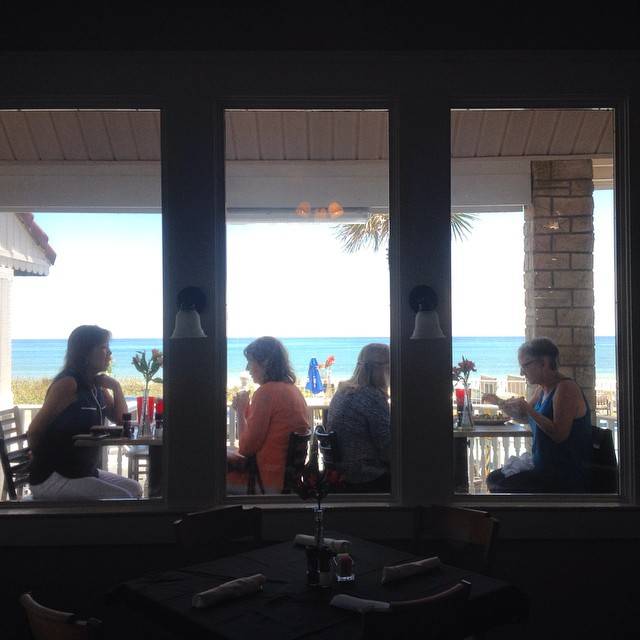 The Island Grille | restaurant | 1224 S Ocean Shore Blvd, Flagler Beach, FL 32136, USA | 3866934966 OR +1 386-693-4966