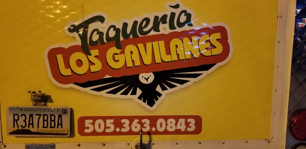 Taquería Los Gavilanes Tacos | restaurant | Van Buren St &, N 25th Ave, Phoenix, AZ 85009, USA | 5053630843 OR +1 505-363-0843