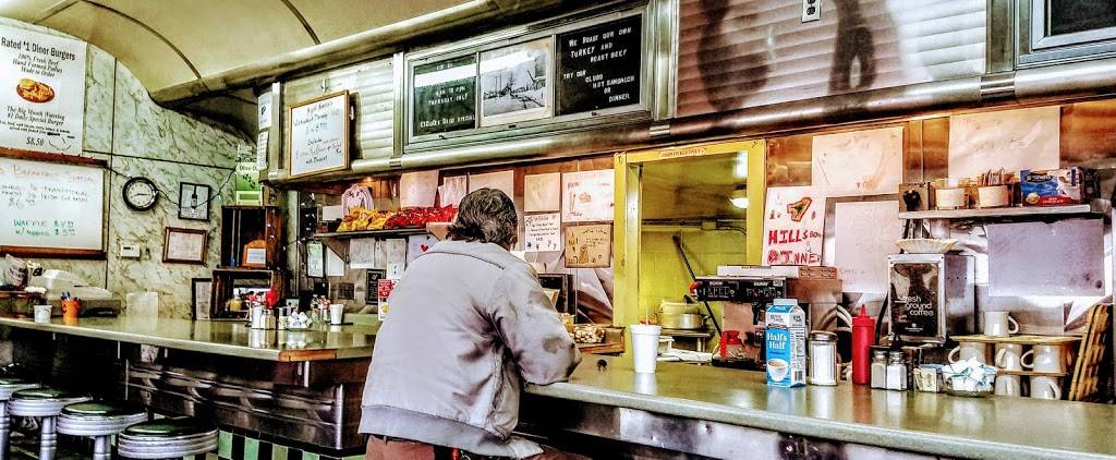 Hillsborough Diner | restaurant | 83 Henniker St, Hillsboro, NH 03244, USA | 6034643575 OR +1 603-464-3575