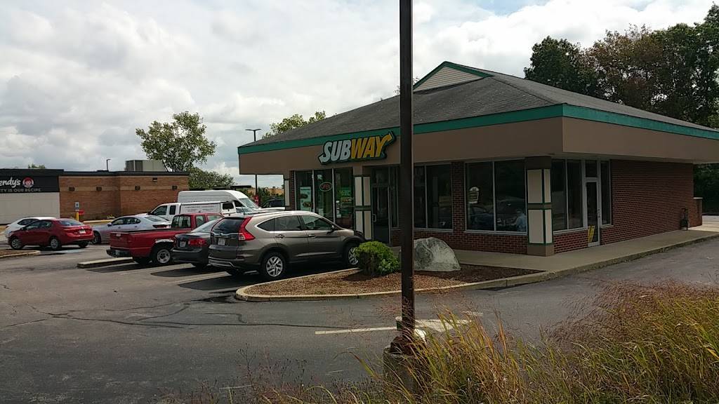 Subway | restaurant | 666 Oak St, Brockton, MA 02301, USA | 7743817938 OR +1 774-381-7938