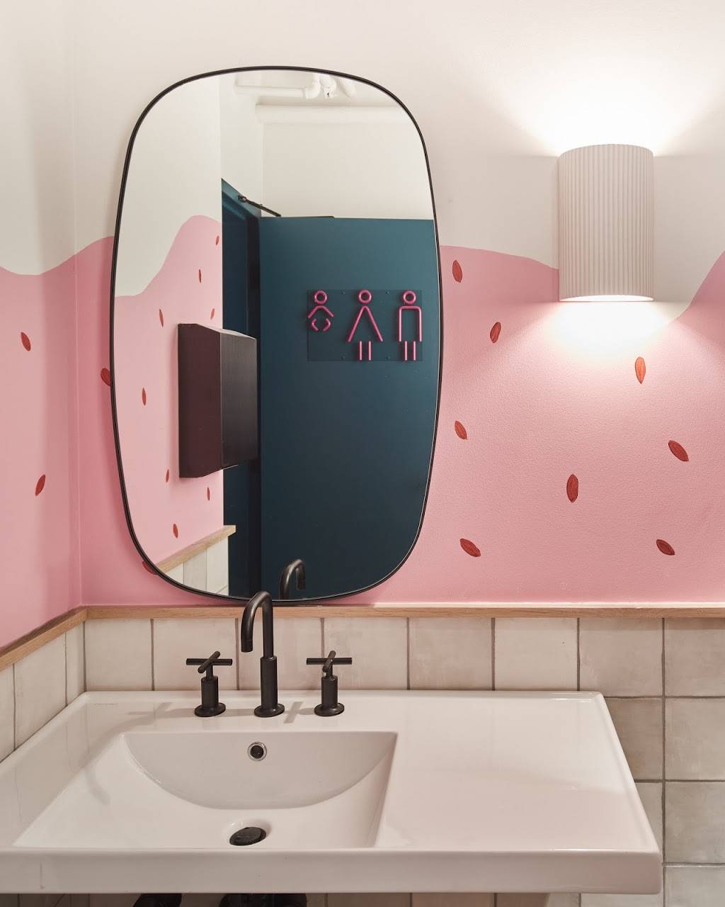 Radish Kitchen | restaurant | Sylvan Supply Building G #10, 4101 Charlotte Ave, Nashville, TN 37209, USA | 6159537058 OR +1 615-953-7058