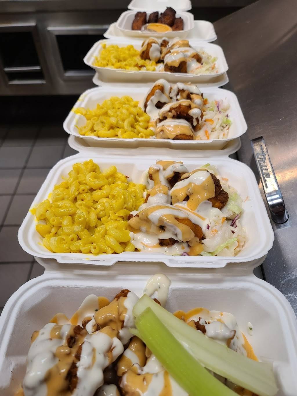 Earth To Us -Raleigh | restaurant | 2893 Jones Franklin Rd, Raleigh, NC 27606, USA | 9198098622 OR +1 919-809-8622