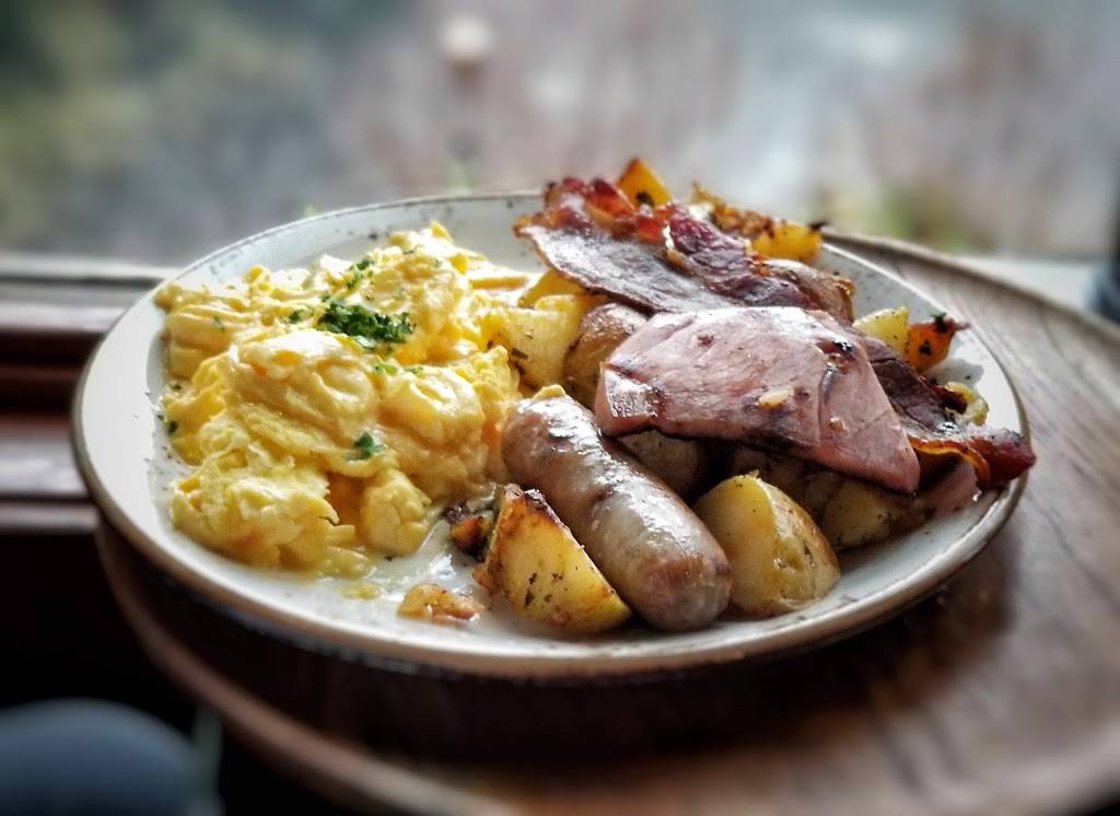 Salish Lodge Dining Room | restaurant | 6501 Railroad Ave #101, Snoqualmie, WA 98065, USA | 4258882556 OR +1 425-888-2556