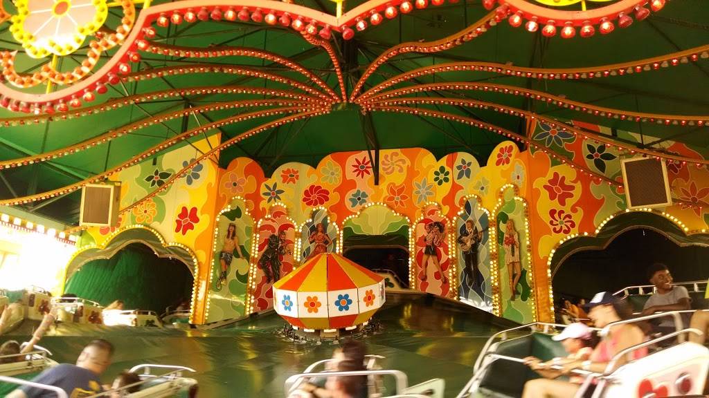 Adventureland Restaurant | meal takeaway | 2245 Broadhollow Rd, Farmingdale, NY 11735, USA | 6316946868 OR +1 631-694-6868