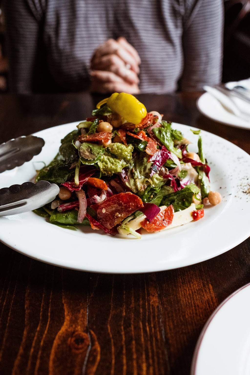 Battle Hill Tavern | restaurant | 686 6th Ave, Brooklyn, NY 11215, USA | 3479873055 OR +1 347-987-3055