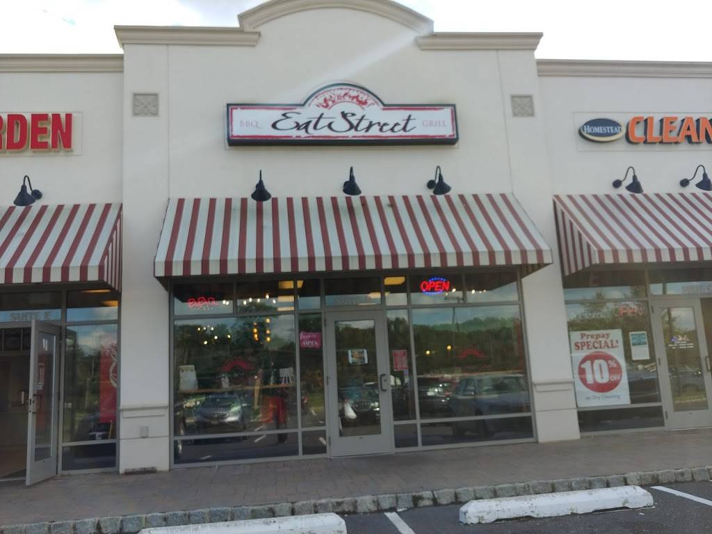 Eat Street BBQ Grill | restaurant | 23203 Columbus Rd Suite D, Columbus, NJ 08022, USA | 6093796869 OR +1 609-379-6869