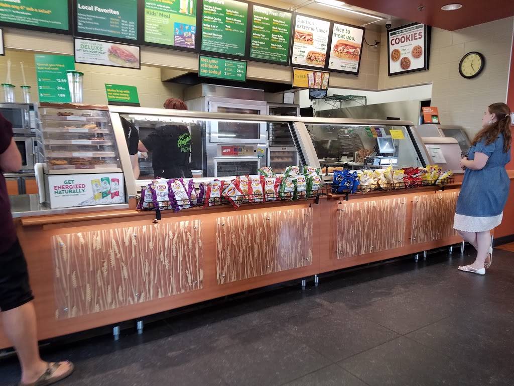 Subway | restaurant | 609 Apollo Dr, Lino Lakes, MN 55014, USA | 6517842260 OR +1 651-784-2260