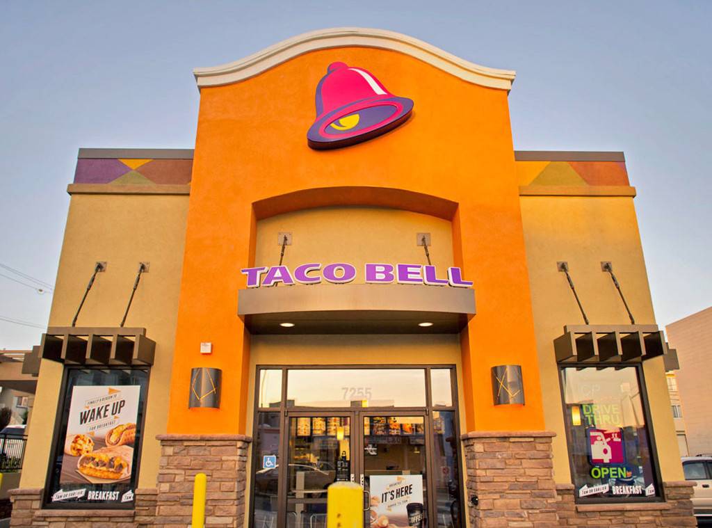 Taco Bell | meal takeaway | 303 Gateway Blvd, Lewisburg, WV 24901, USA | 3046475955 OR +1 304-647-5955