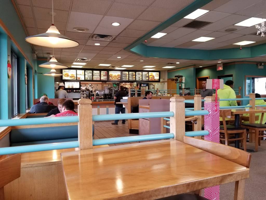 Arbys | restaurant | 2910 S Finley Rd, Downers Grove, IL 60515, USA | 6309167470 OR +1 630-916-7470