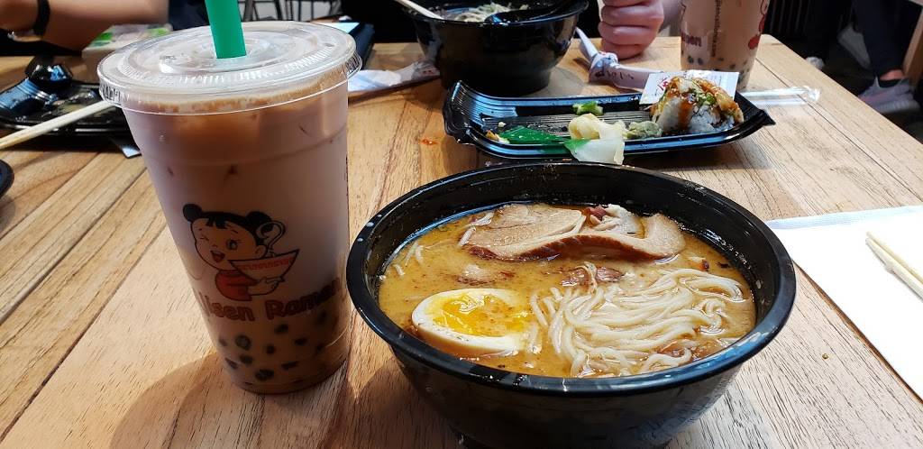 Century City Mall Dining Terrace | restaurant | 10250 Santa Monica Blvd, Los Angeles, CA 90067, USA | 3102773898 OR +1 310-277-3898