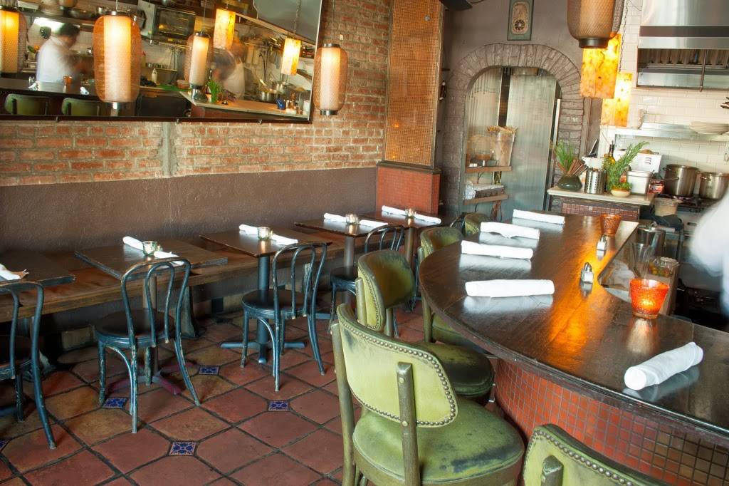 Elf Cafe | restaurant | 2135 Sunset Blvd, Los Angeles, CA 90026, USA | 2134846829 OR +1 213-484-6829