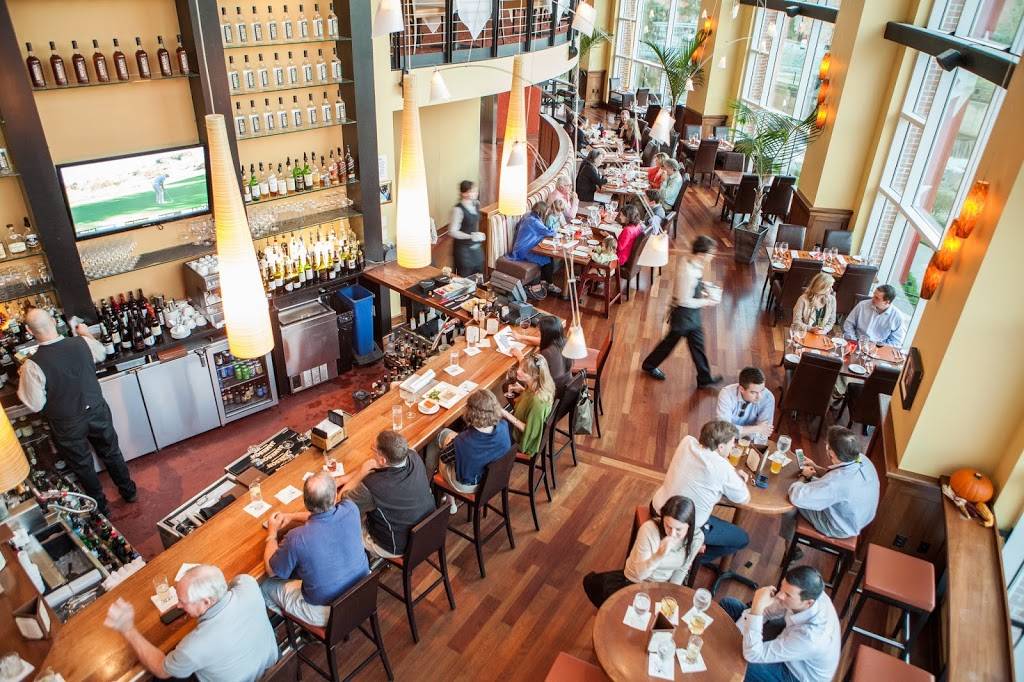 Halls Chophouse Greenville | restaurant | 550 S Main St, Greenville, SC 29601, USA | 8643354200 OR +1 864-335-4200