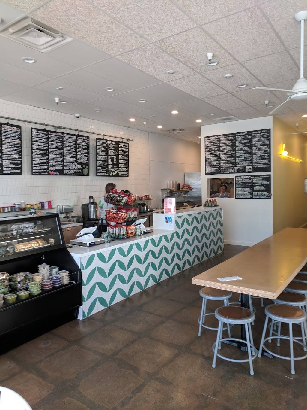 Luscious Lorraines | restaurant | 73-910 CA-111 F, Palm Desert, CA 92260, USA | 7608621911 OR +1 760-862-1911