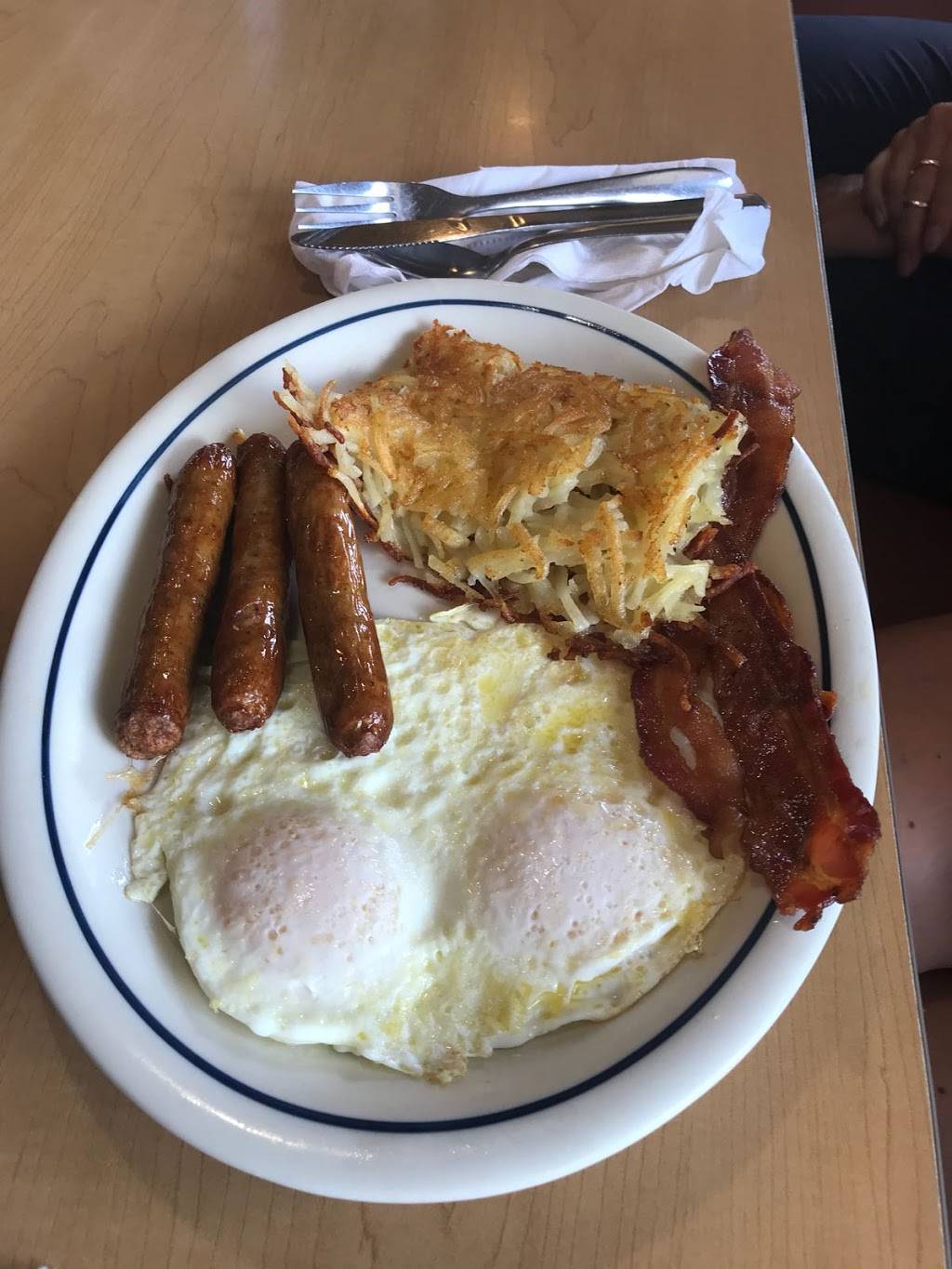 IHOP | bakery | 345 E, FL-44, Wildwood, FL 34785, USA | 3527486074 OR +1 352-748-6074