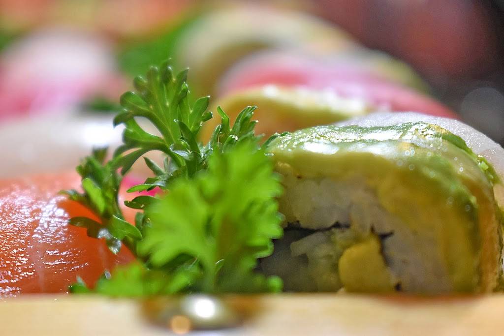 Chang Thai | restaurant | 4613 Yadkinville Rd, Pfafftown, NC 27040, USA | 3368158017 OR +1 336-815-8017