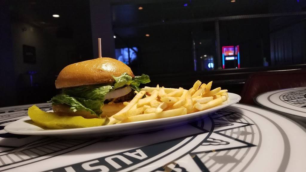 Divas Cabaret Gentlemans Club | restaurant | 4141 State St, Salt Lake City, UT 84107, USA | 8012613463 OR +1 801-261-3463