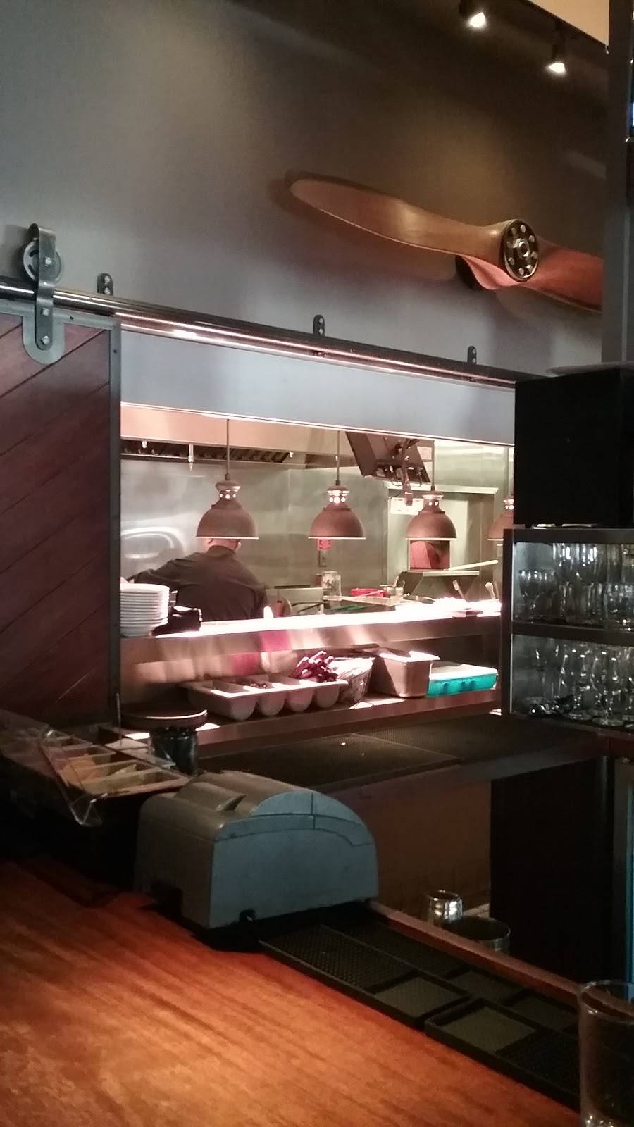 Black Cow Tap & Grill | restaurant | 16 Bay Rd, South Hamilton, MA 01982, USA | 9784681166 OR +1 978-468-1166