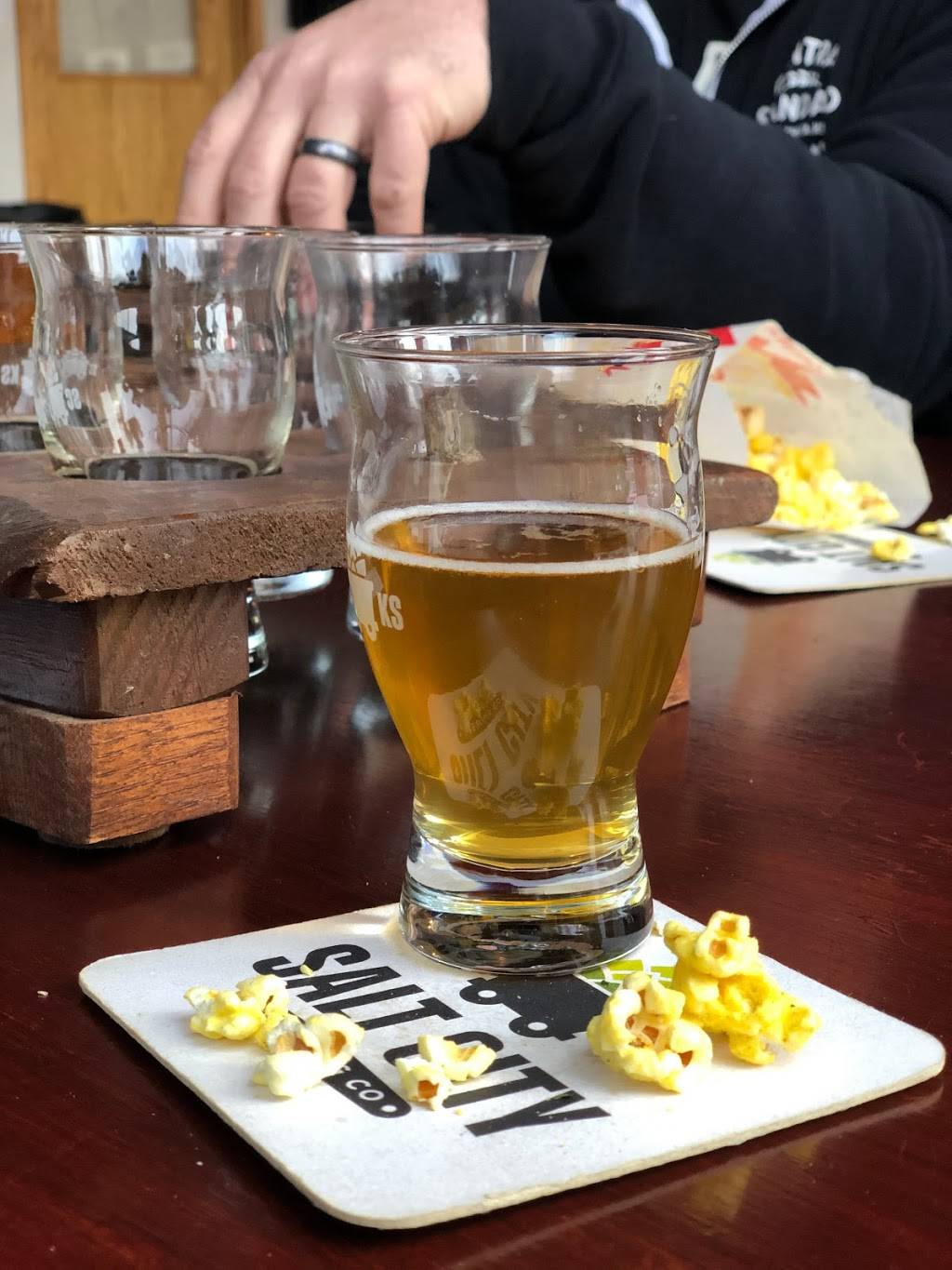 Salt City Brewing Company | restaurant | 514 N Main St, Hutchinson, KS 67501, USA | 6209606210 OR +1 620-960-6210