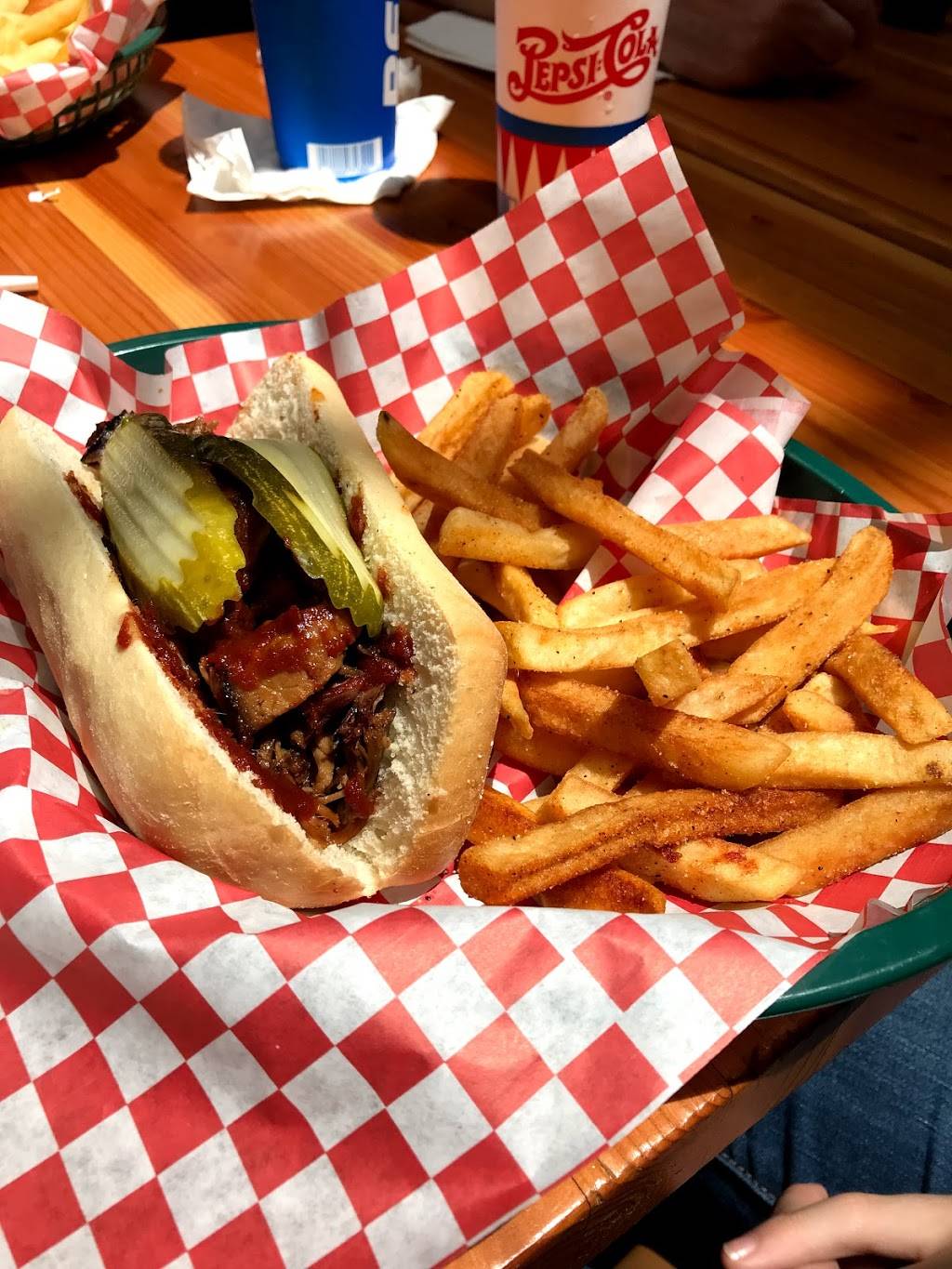 Smokin Mos BBQ | restaurant | 131 Broadway St, Chico, CA 95928, USA | 5308916677 OR +1 530-891-6677